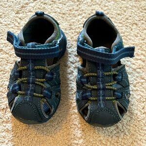 Merrell size 5 infant water sandals